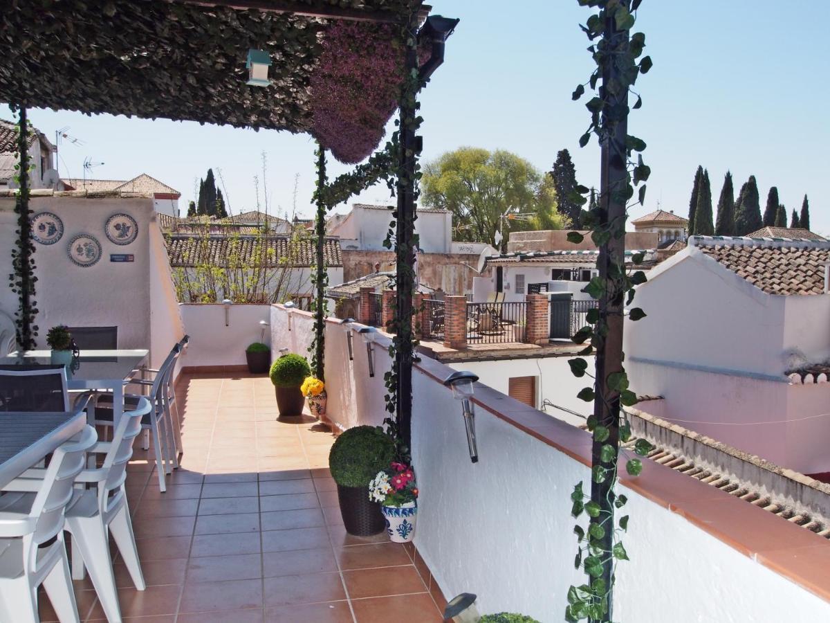 Madinat Garnata, Parking & Rooftop Terrace グラナダ エクステリア 写真